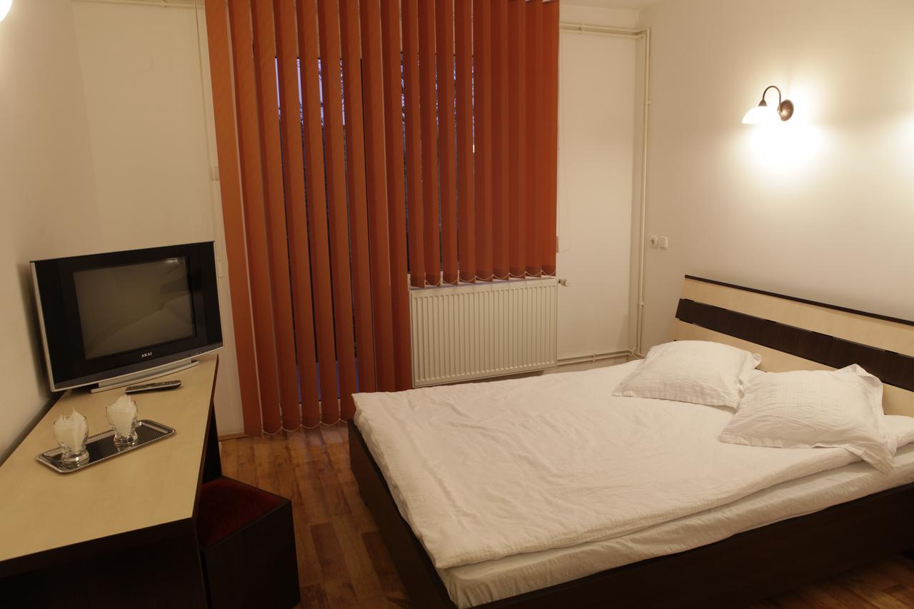 Hotel Romantik Balauseri ภายนอก รูปภาพ