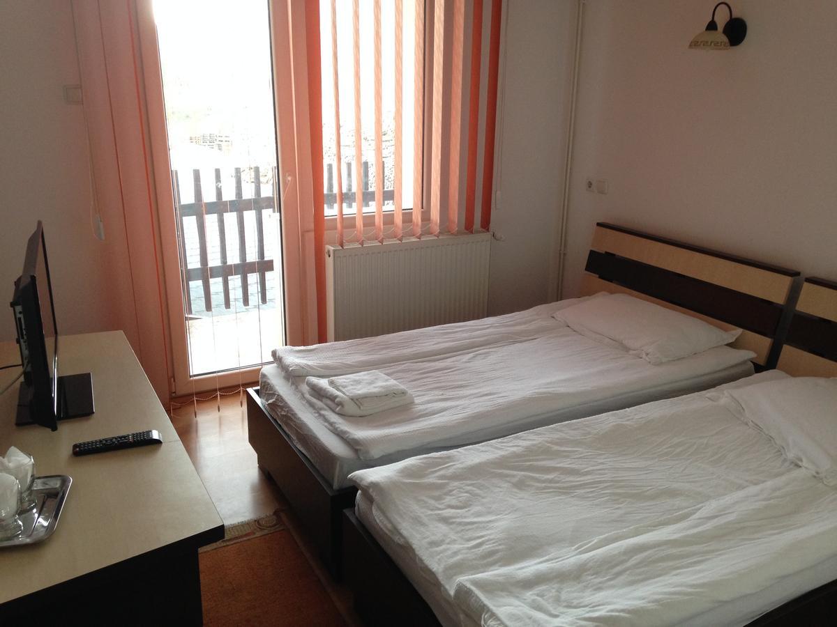 Hotel Romantik Balauseri ภายนอก รูปภาพ